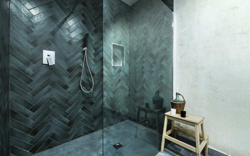 Beautiful Curbless Shower