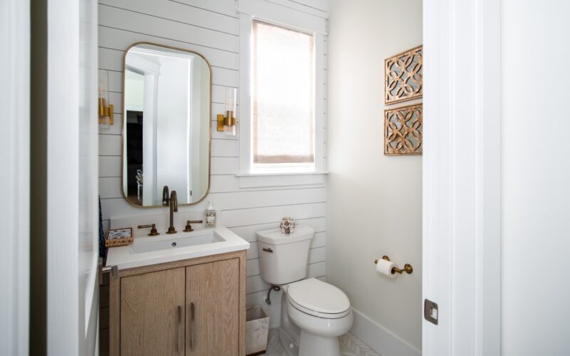 New,Luxury,Beach,Home,Guest,Bath